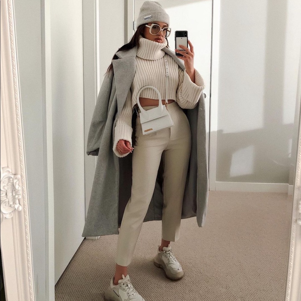 Zara Bloggers fav oversized grey Coat - Picture 6 of 16
